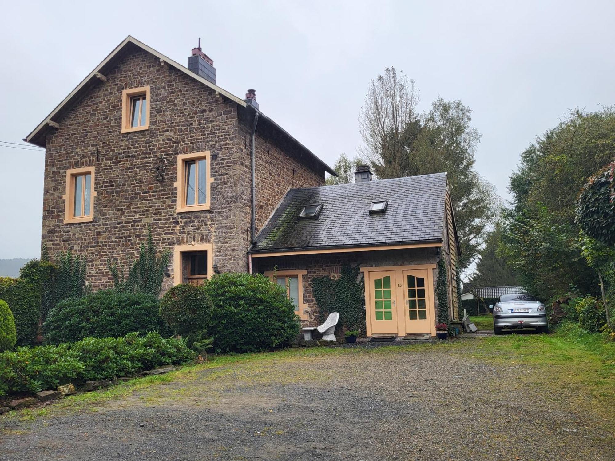 Die Alte Schule Haeuschen St. Vith Exterior photo
